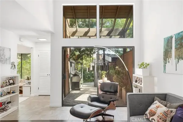 3669 Country Club Drive #C, Long Beach, CA 90807