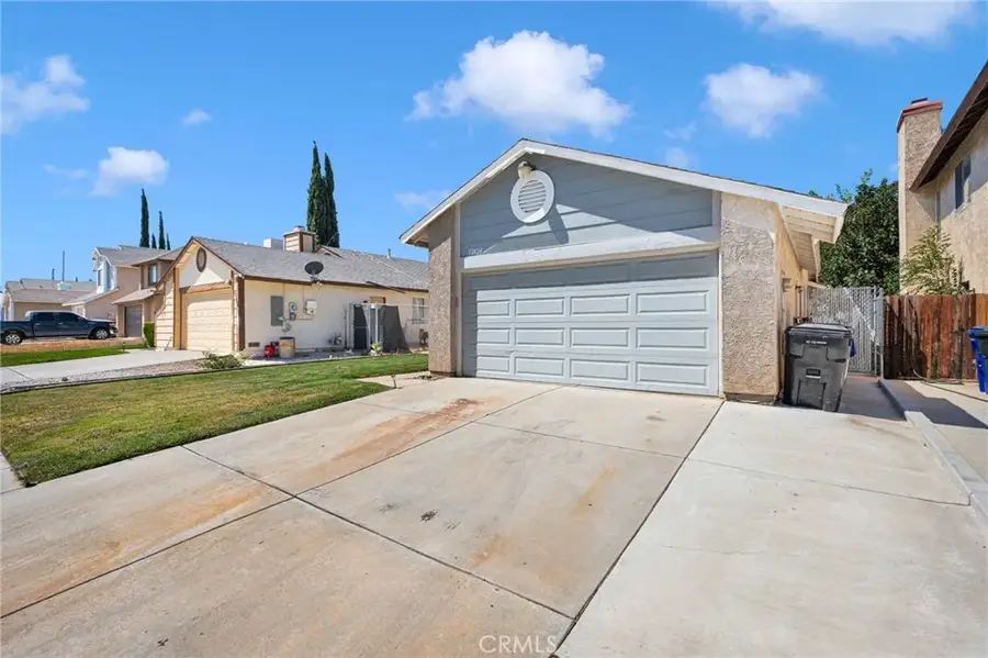 12424 Mount Baldy, Victorville, CA 92392 - #3