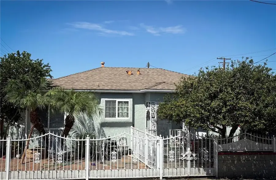 3929 E 56th Street, Maywood, CA 90270 - #3