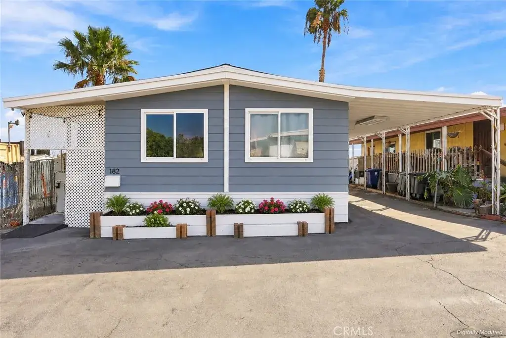 5450 N. Paramount Blvd., Long Beach, CA 90805 - #1