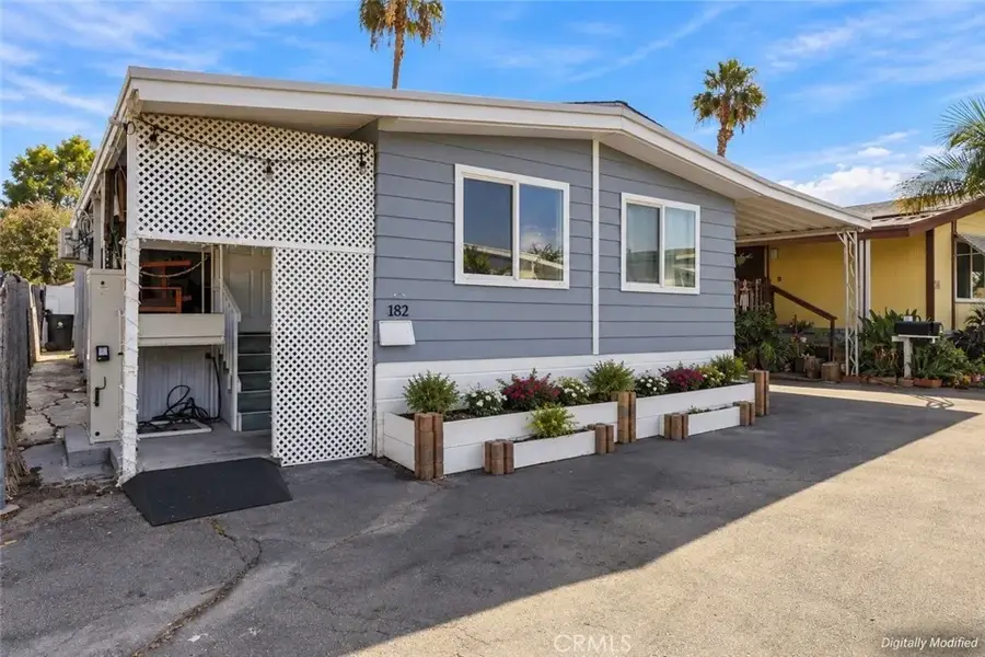 5450 N. Paramount Blvd., Long Beach, CA 90805 - #3