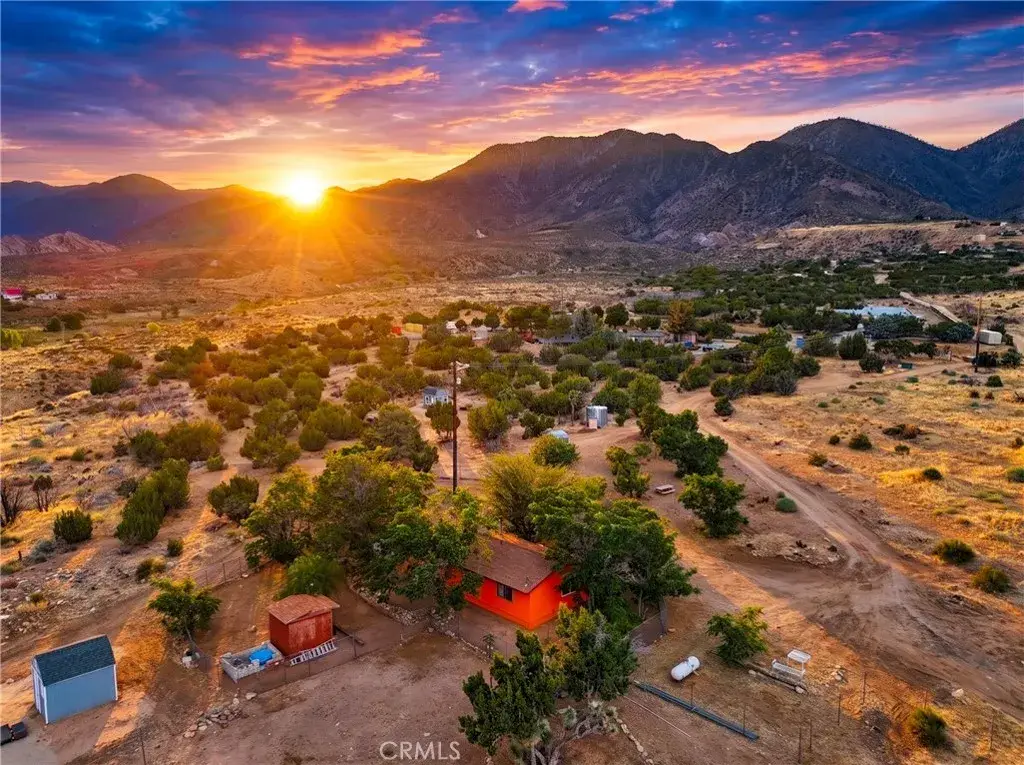 29310 Devils Punch Bowl, Juniper Hills, CA 93553 - #1