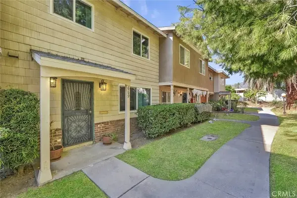 669 E Matchwood Place, Azusa, CA 91702