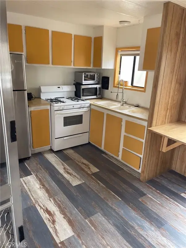 11250 Playa #108, Culver City, CA 90230