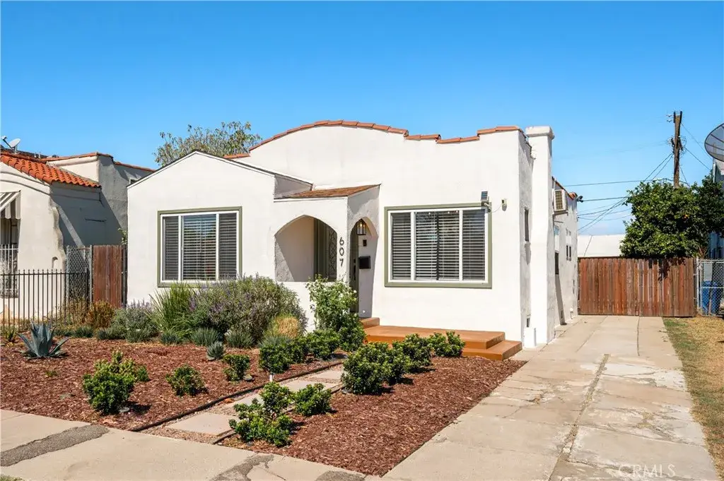 607 W 111th Place, Los Angeles, CA 90044 - #1