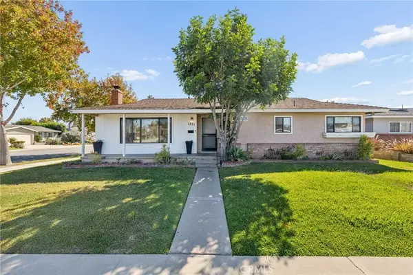 1371 Shannon, Costa Mesa, CA 92626