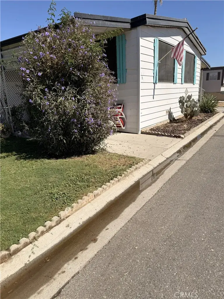 4401 Hughes #75, Bakersfield, CA 93304 - #3