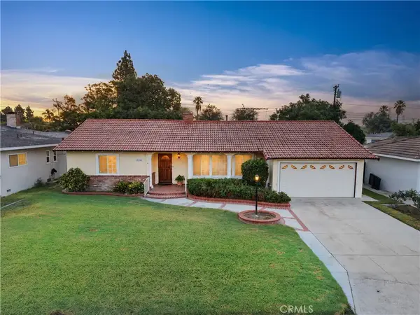 10240 Newville, Downey, CA 90241