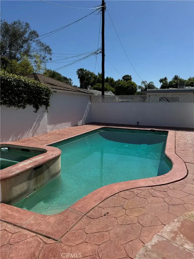 5230 Seville, Encino, CA 91436 - #2