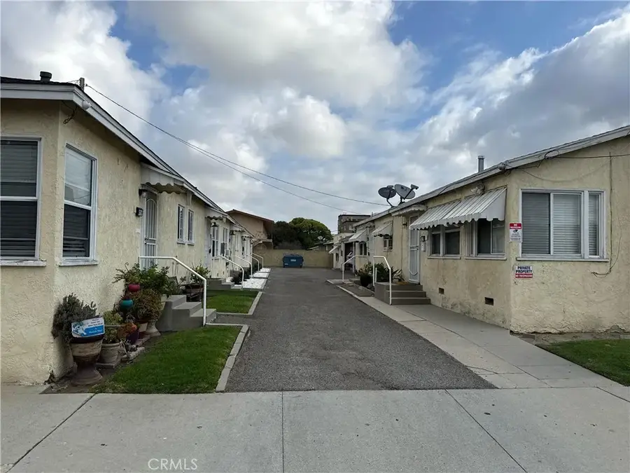9719 Belmont, Bellflower, CA 90706 - #3