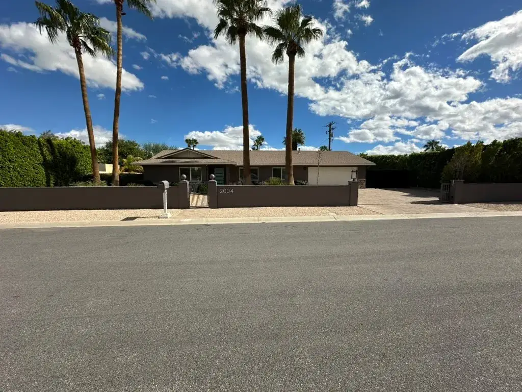 2004 N San Antonio, Palm Springs, CA 92262 - #1