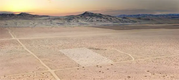 777 Topaz, Adelanto, CA 92301