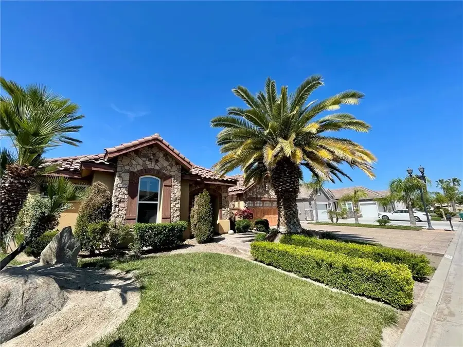 16052 W Middleton Avenue, Kerman, CA 93630 - #3
