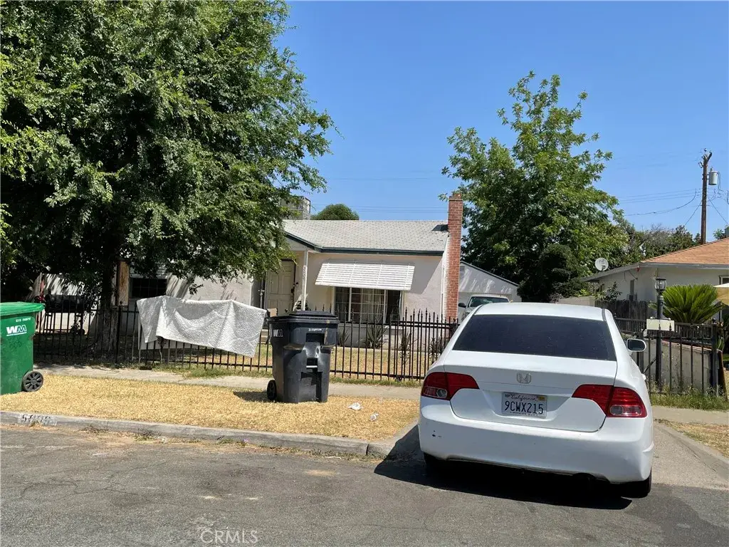 5009 E Clay Avenue, Fresno, CA 93727 - Image #1