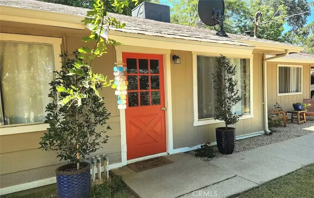 40885 Elliott Drive, Oakhurst, CA 93644 - Image #1