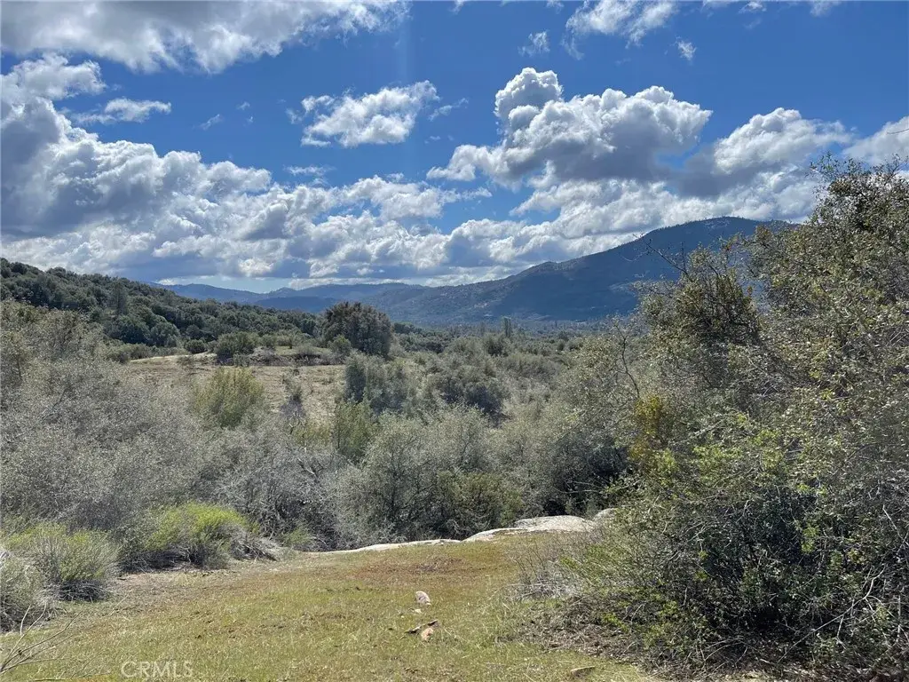 35 Miami Highlands, Oakhurst, CA 93644 - Image #1