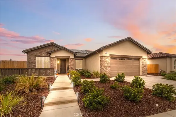 3072 19th, Kingsburg, CA 93631