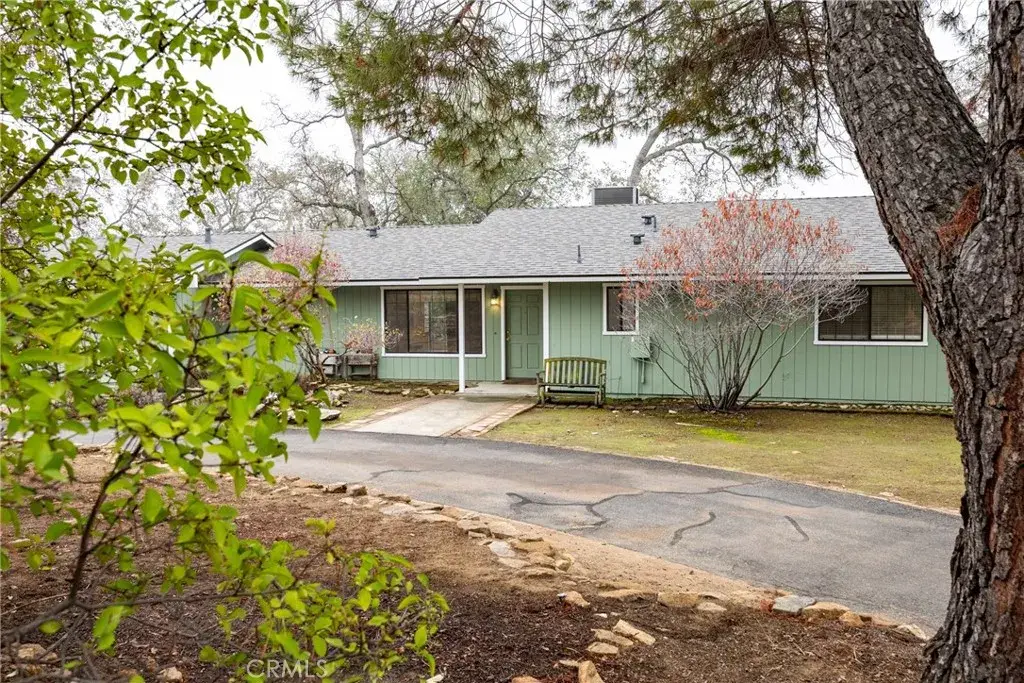 42058 Wild Stallion Court, Coarsegold, CA 93614 - #1