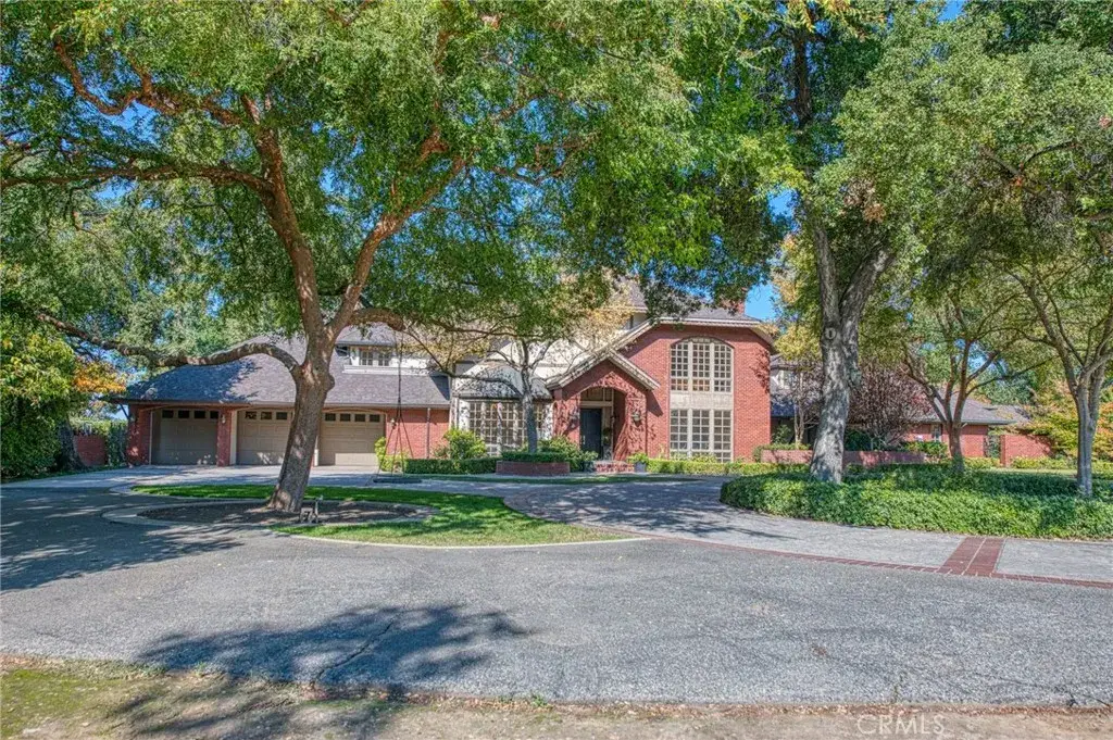 2020 W Alluvial, Fresno, CA 93711 - #1