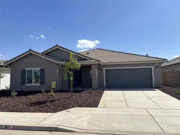 1207 Via Valencia, Madera, CA 93637