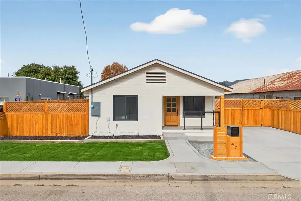 47 W Mcfarlane, San Buenaventura Ventura, CA 93001 - Image #1