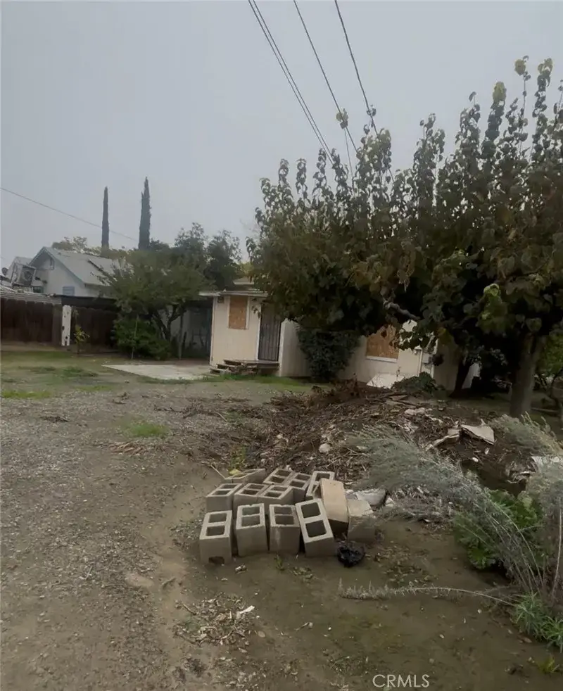 301 E Merced, Avenal, CA 93204 - Image #2