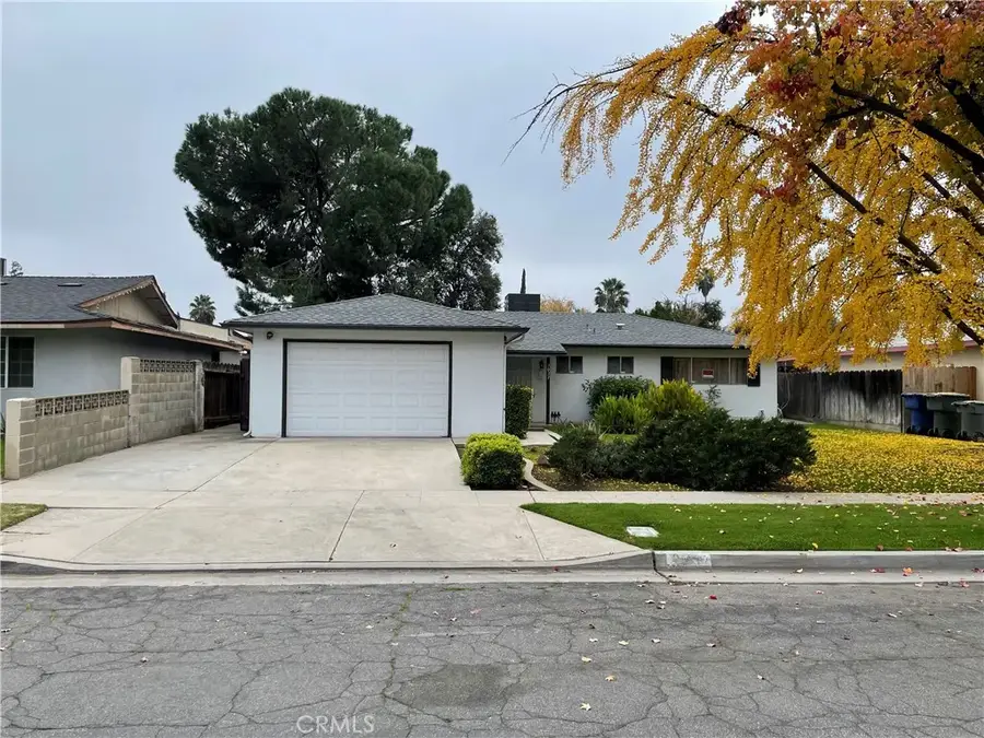 3031 W Fairmont, Fresno, CA 93722 - Image #2