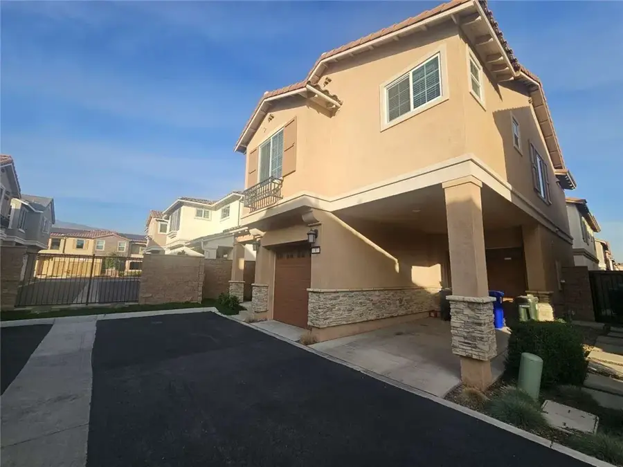 15148 Ridge Lane #4, Fontana, CA 92336 - Image #2