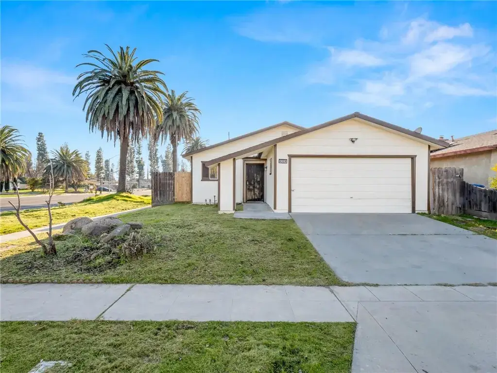 4359 W Cardiff, Fresno, CA 93722 - Image #1