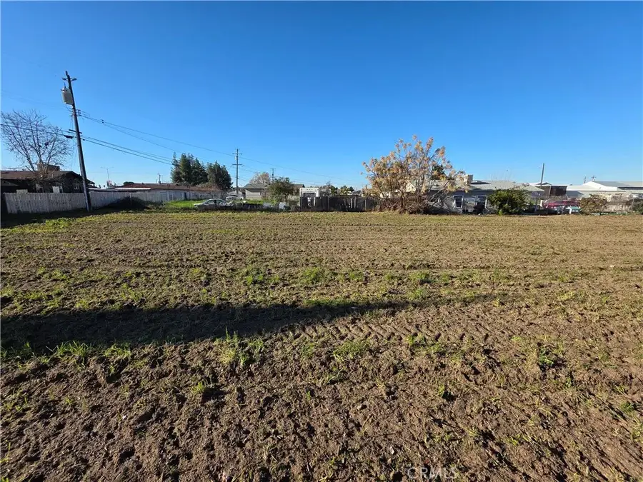 2331 W Front, Selma, CA 93662 - Image #2