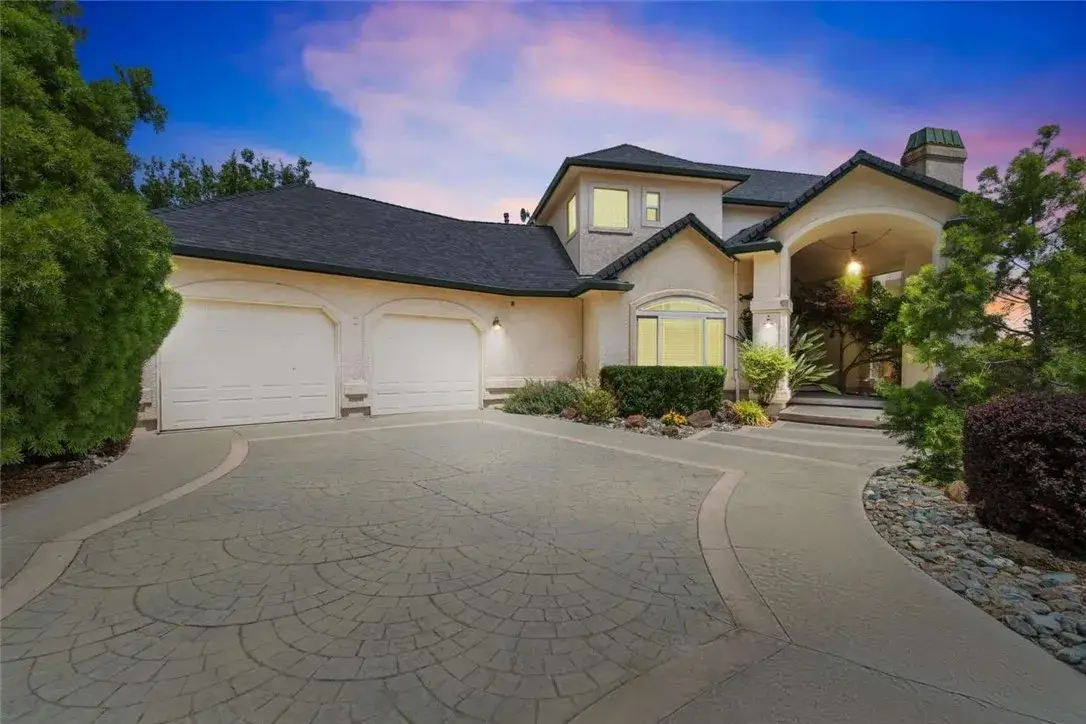 15223 Ledgewood Drive, Redding, CA 96001 - Image #1