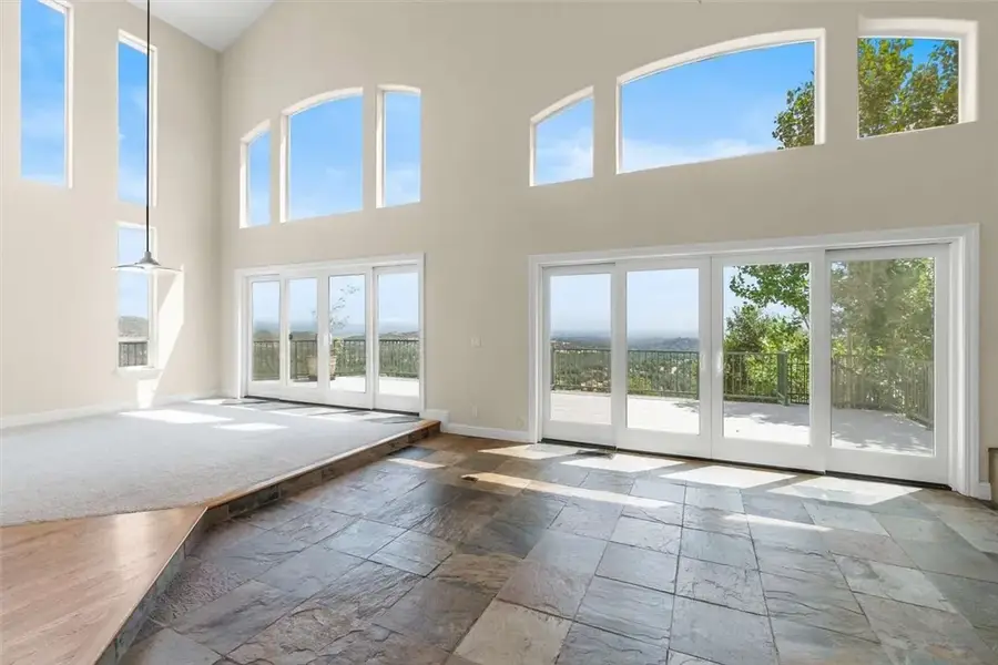 15223 Ledgewood Drive, Redding, CA 96001 - Image #3