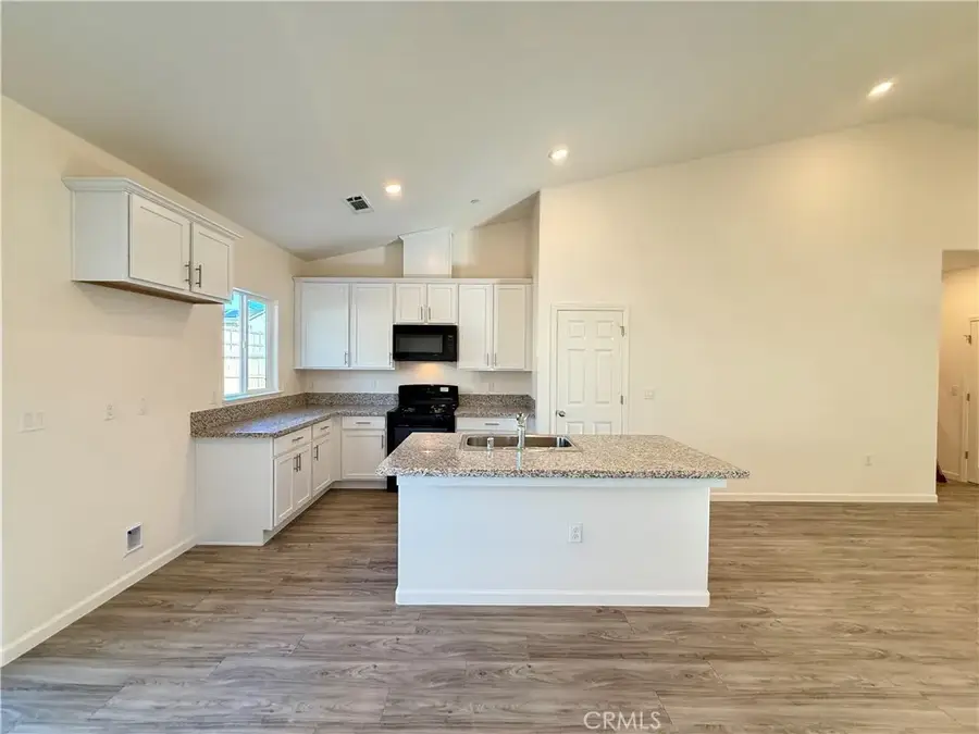 1205 Orange Street, Avenal, CA 93204 - #3