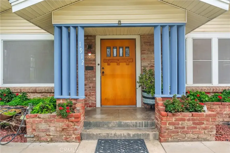 1912 N Vagedes, Fresno, CA 93705 - #3