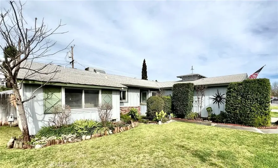 3823 E Holland, Fresno, CA 93726 - #2