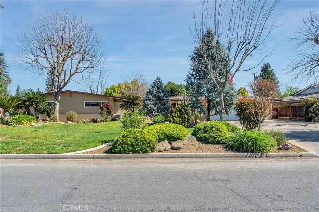 5694 N Winchester, Fresno, CA 93704 - #1