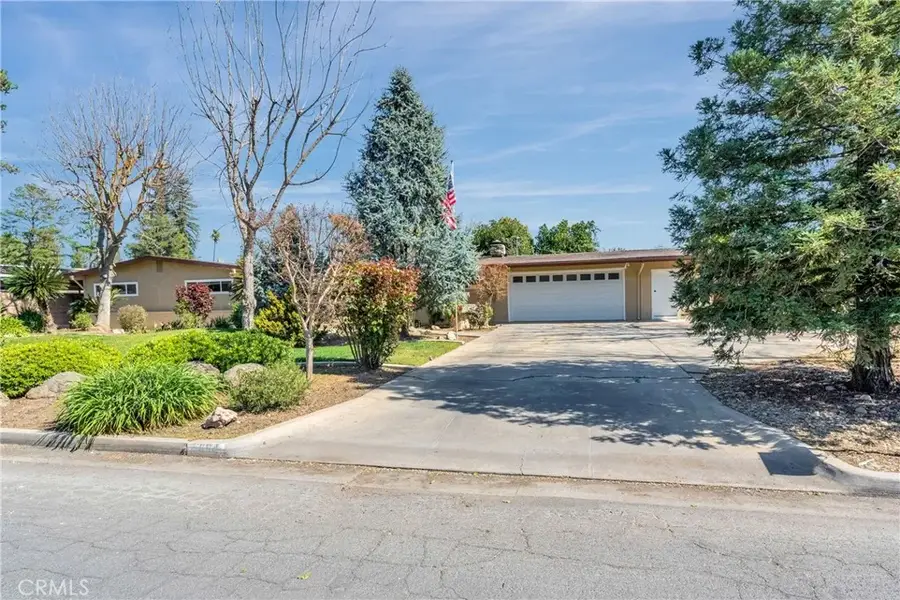 5694 N Winchester, Fresno, CA 93704 - #3