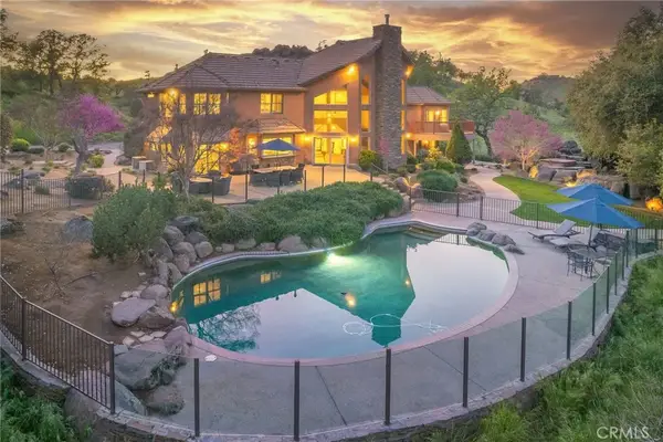 16115 Deer Path, Clovis, CA 93619