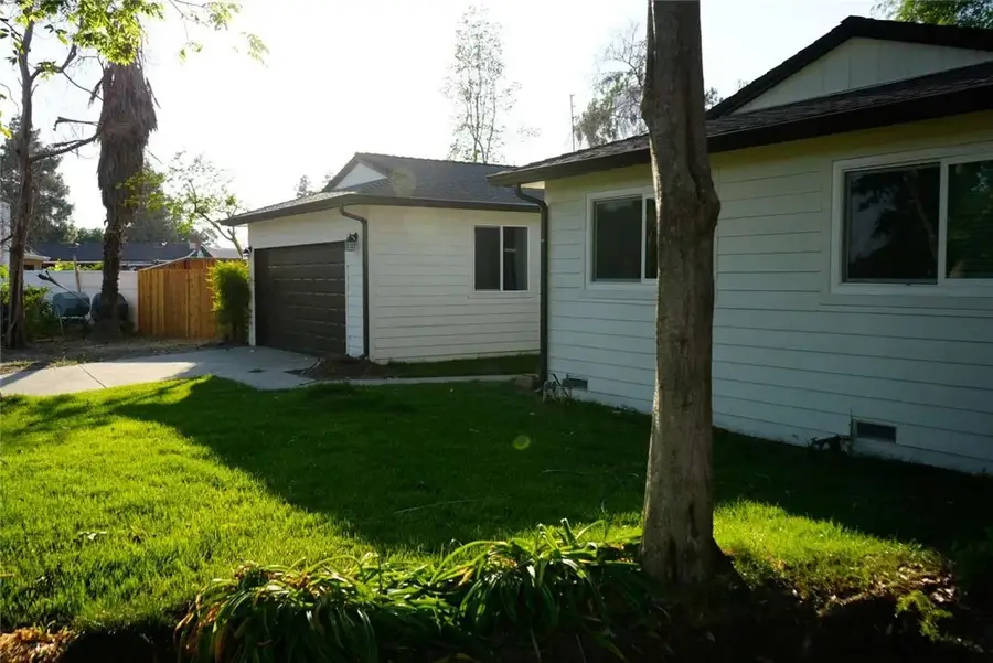 2214 Fordham Avenue, Clovis, CA 93611 - #3