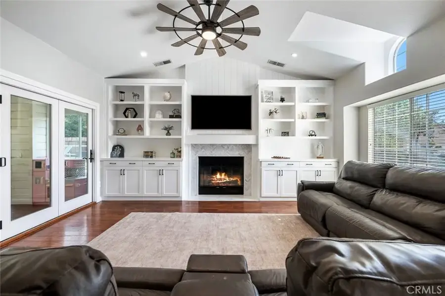 1977 Goshen Avenue, Clovis, CA 93611 - #2