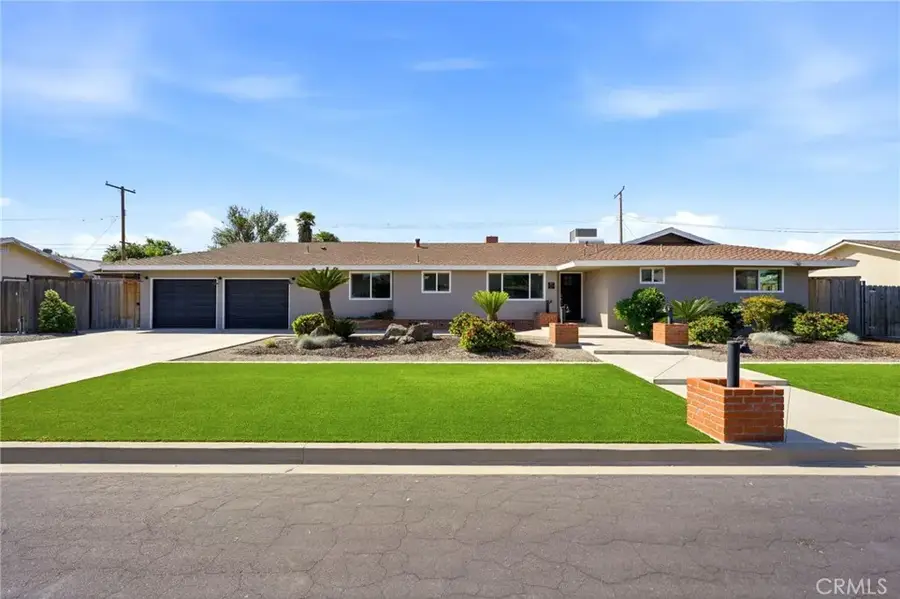 365 E Sycamore Drive, Hanford, CA 93230 - #3