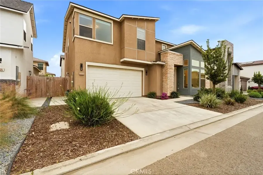 3345 W Florence, Visalia, CA 93277 - #3