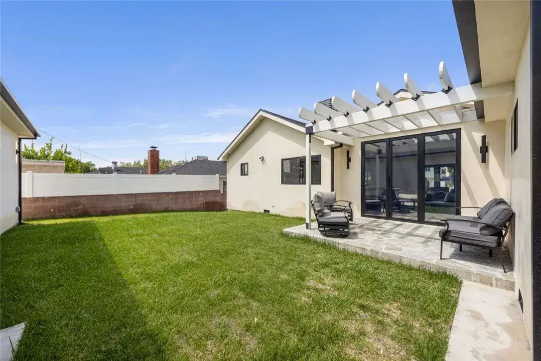 2316 N Parish Place, Burbank, CA 91504 - #1