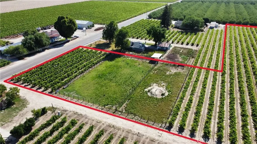 1 W Belmont Ave, Kerman, CA 93630 - #3