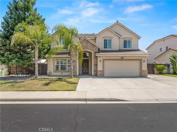 2686 Robinwood, Clovis, CA 93611