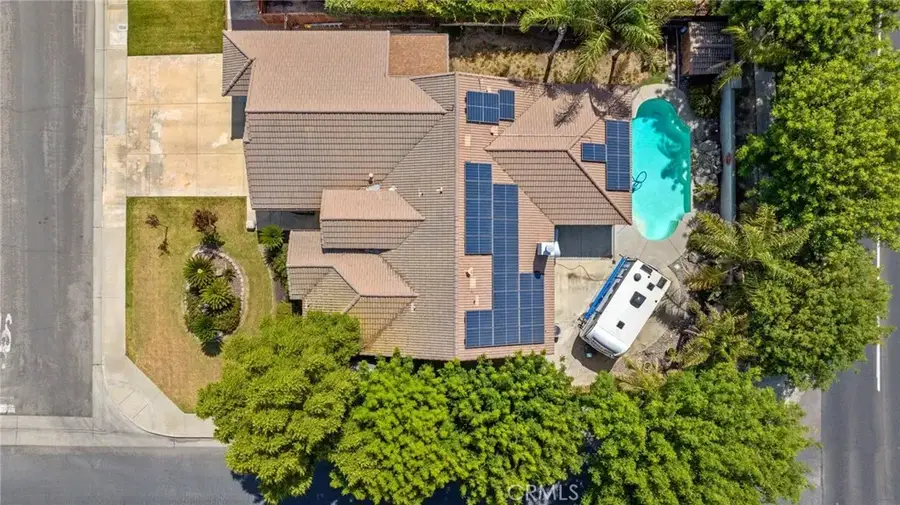 1547 W Claridge Court, Hanford, CA 93230 - #2