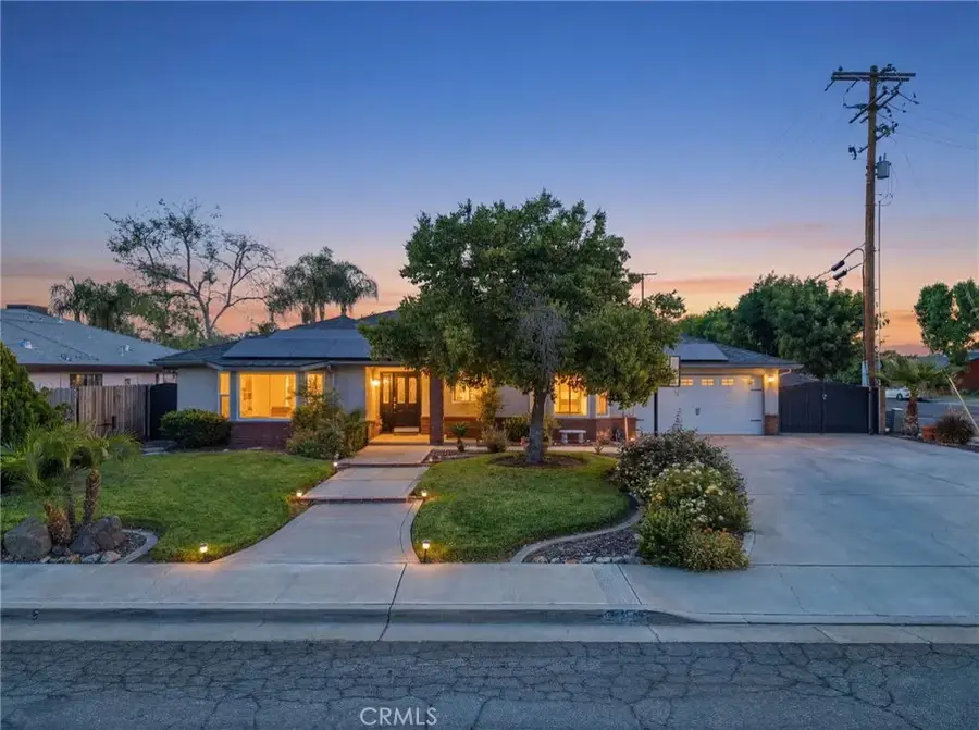 100 W Adrian Way, Hanford, CA 93230 - #2