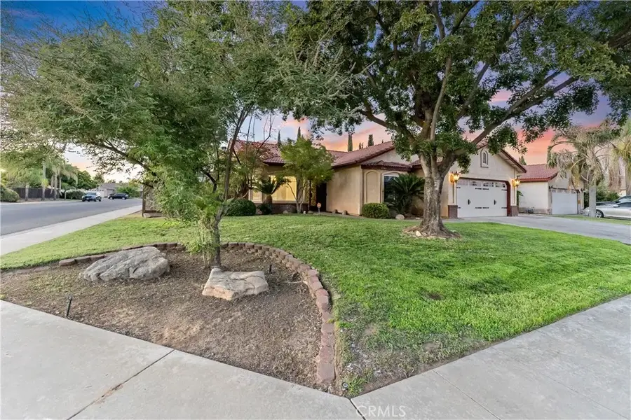 2670 Hicks, Selma, CA 93662 - #2