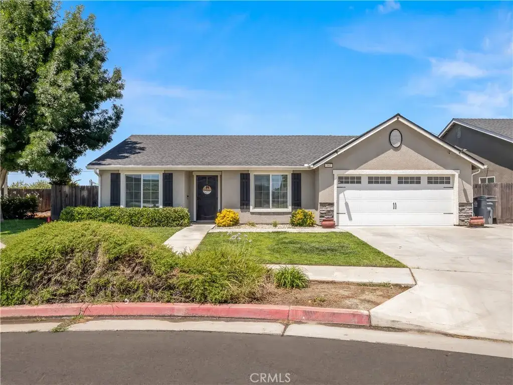 391 Rosewood, Sanger, CA 93657 - #1