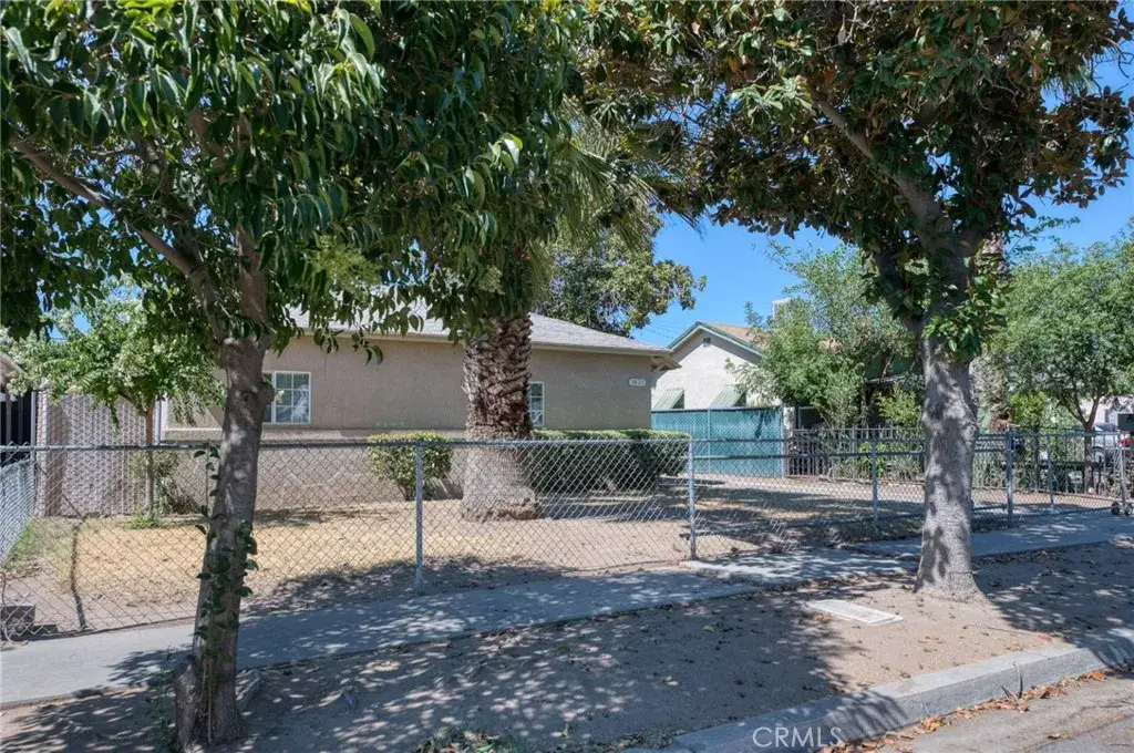 3827 E Hamilton, Fresno, CA 93702 - #1